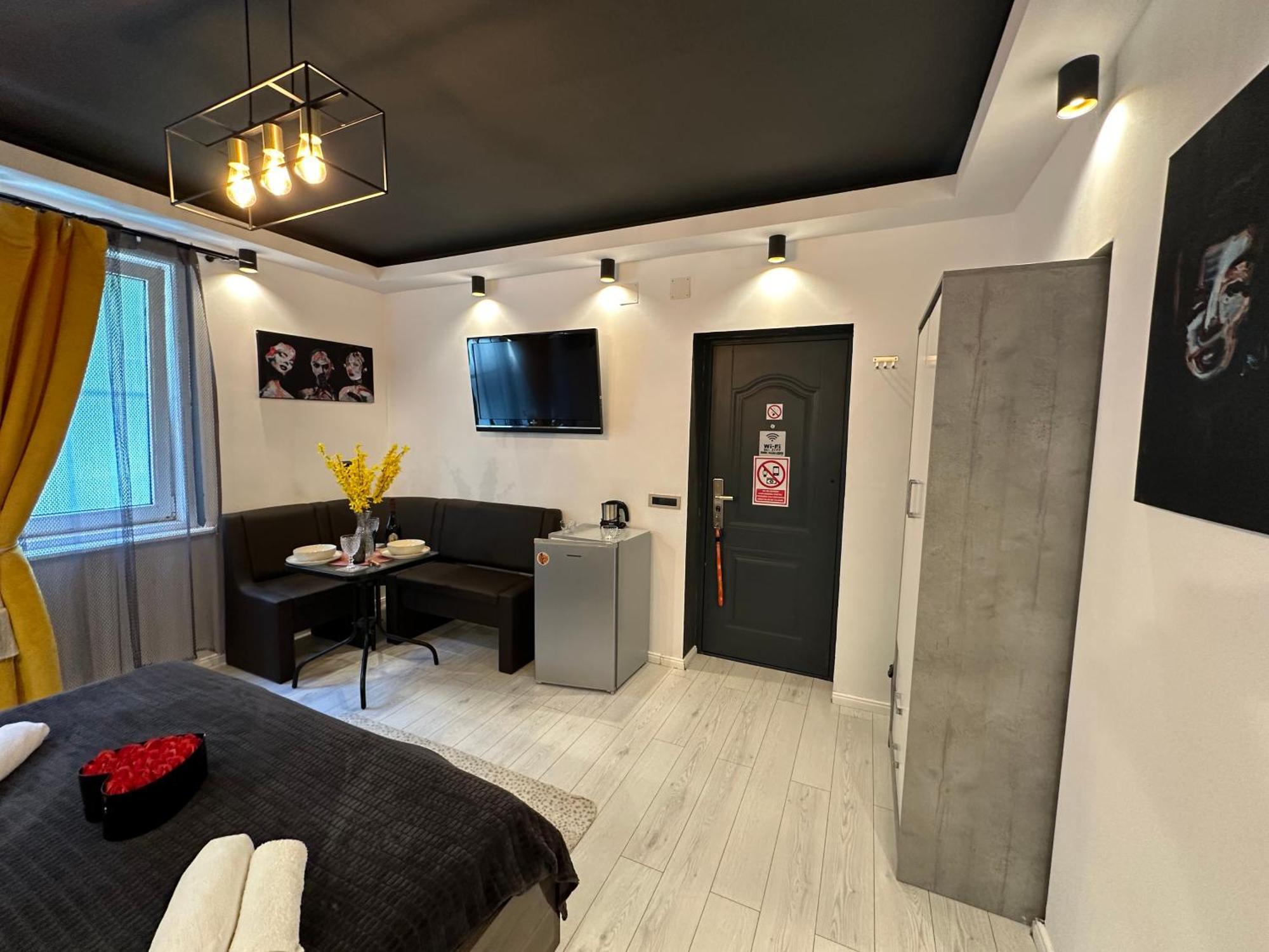 The Fame - Modern Studio In Top Location & Parking 克拉奥华 外观 照片