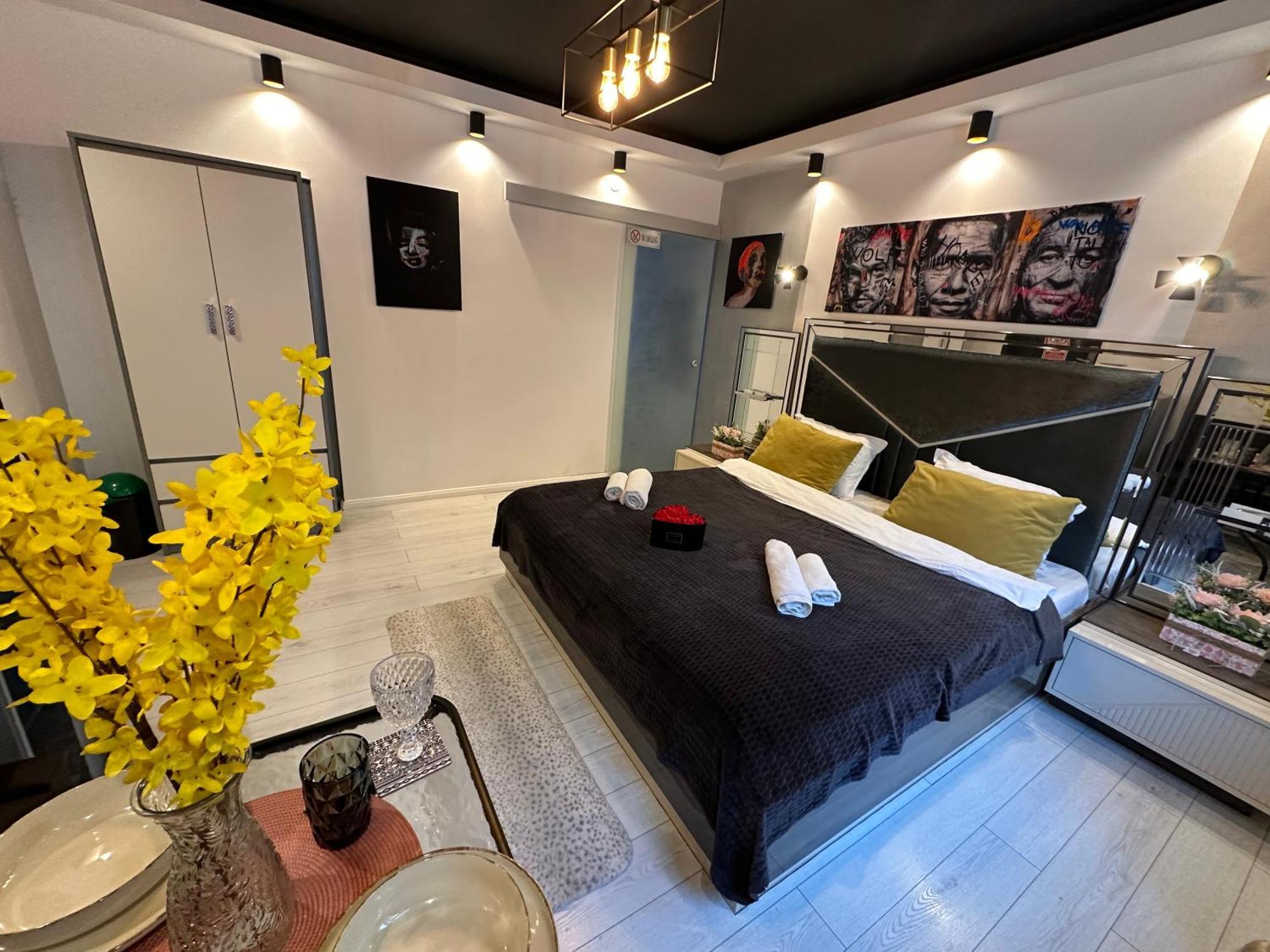 The Fame - Modern Studio In Top Location & Parking 克拉奥华 外观 照片
